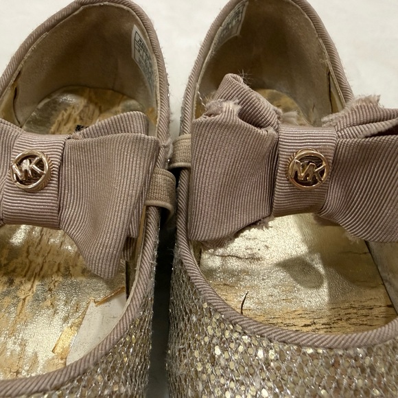 Sparkly Bow Kids Shoes - Picture 1 of 9